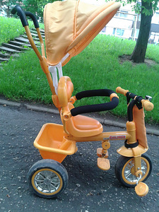 Детский 3-х колесный велосипед с 1 года до 3-х-4-х лет