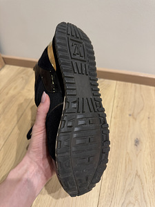 Müüa Louis Vuitton tossud (3 foto / 5)