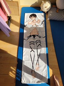 Anime - Levi - Attack on Titan Dakimakura (2 foto / 3)