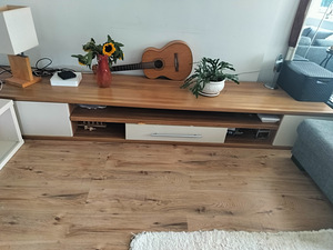 SUUR JA MASSIIVNE TELEKAALUSE KOMPLEKT (2 foto / 4)