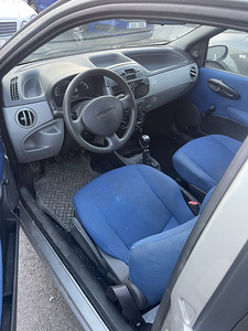 Fiat Punto (3 foto / 3)