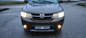 Fiat Freemont 2012 (1 фото из 13)