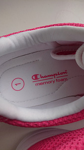 Детские кроссовки Champion новые, nr. 32,5, (2 фото из 3)