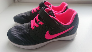 Nike детские кроссовки, nr. 32, новые (1 фото из 2)