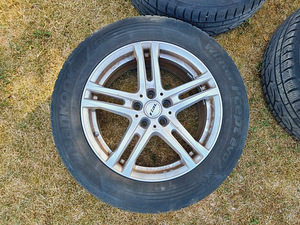 Литые диски Kia sorento 18" 5x114.3 (5 фото из 10)