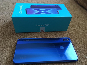 Huawei honor 8X