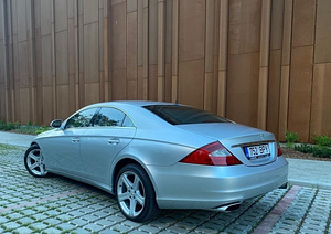 Mercedes-Benz CLS (5 foto / 15)