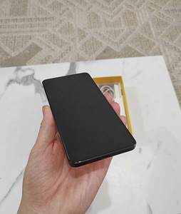 Poco X6 Pro 5G Yellow 12GB RAM 512GB (4 foto / 5)