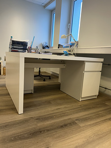 Kirjutuslaud MALM IKEA (1 foto / 3)