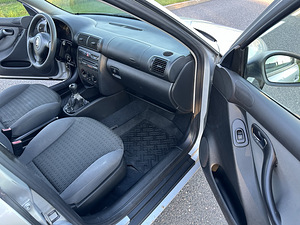 Seat Toledo 1,6 77kw 2005a. (8 foto / 10)