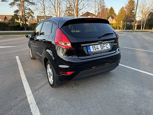Ford Fiesta 1.6D, 2011a. (6 foto / 15)