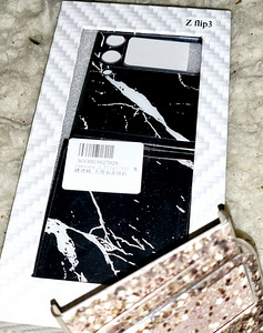 Samsung galaxy flip3 (3 фото из 4)