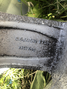 VW 16' ORIGINAL VELJED (3 foto / 3)
