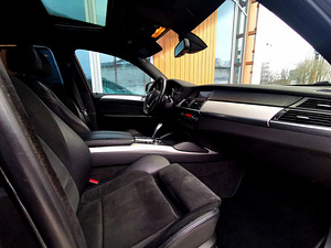 BMW X6 M-Performance Chip Bang&Olufsen 3.0 235kW (9 foto / 15)
