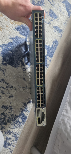 Cisco Catalyst 48 pordiga võrgulüliti / switch