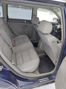 Volkswagen Passat 1.9 96kW (9 foto / 9)