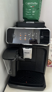 Kohvimasin Philips Philips LatteGo 2300 EP2330/10 (1 foto / 1)