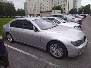 Müüa BMW 740i (4 foto / 6)
