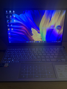 Продаю ASUS ZenBook 13 (OLED+HDR) (1 фото из 4)