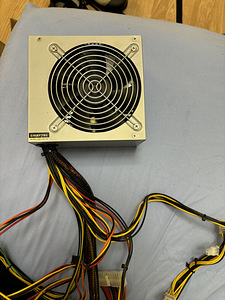 Toiteplokk 600W (2 foto / 3)