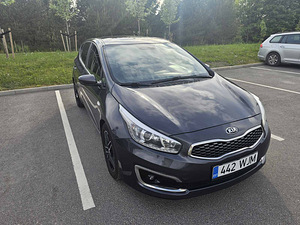 Kia Ceed (3 фото из 7)