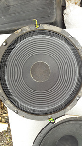 12g70j8 gitarnji. 70w 8 om 12" (2 foto / 2)