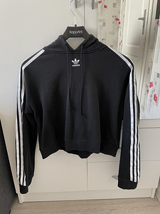 Adidase kapuuts (1 foto / 3)