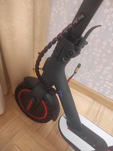 Xiaomi scooter 3 (2 foto / 5)