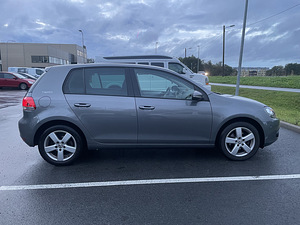 Volkswagen Golf 6 1.4 59kw (2 foto / 10)