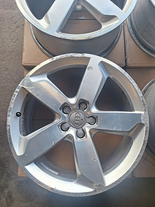 19" Audi originaal veljed 5x112 (2 foto / 5)