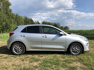 Kia Rio 1.4 73kW (2 foto / 7)