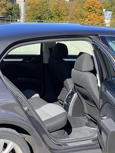 Skoda Superb 1.8 DSG 2009 (11 foto / 15)