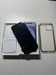 iPhone 12 Blue 64GB (2 foto / 3)