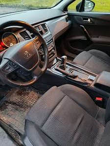 Peugeot 508 (5 фото из 8)