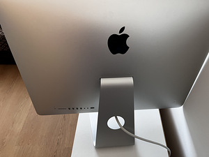 iMac (21.5-inch, 2017a.) (5 фото из 6)