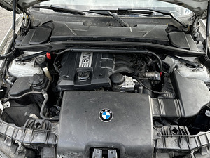 Продаю BMW 118i автомат (8 фото из 10)