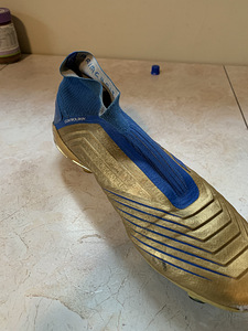 Adidas Predator (4 фото из 9)