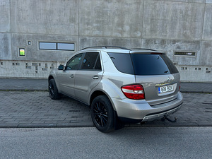 Mercedes Benz (2 foto / 6)