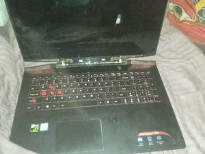 Lenovo ideapad Y700 (1 foto / 4)