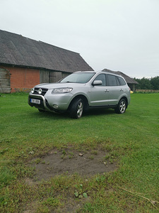 Hyundai Santa Fe (4 foto / 4)