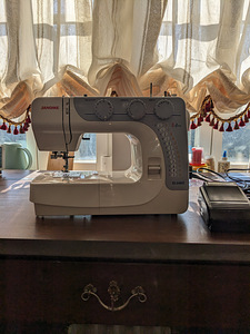 Õmblusmasin Janome EL546S (1 foto / 4)