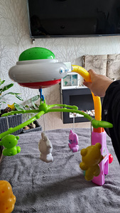 Laste muusikaline karussell-öölamp. (1 foto / 2)