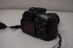 Canon 60D + 18-55mm F3.5-5.6 IS II (2 foto / 5)