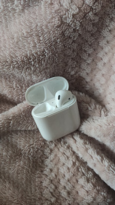 Apple Airpods 2 originaalid (1 foto / 5)
