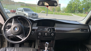 BMW 530xi Facelift 3.0 200kW (8 foto / 13)
