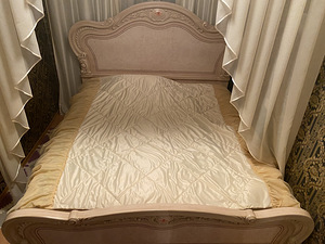 Роскошная кровать