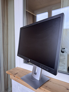 HP EliteDisplay E232 – 23” IPS monitor, Full HD (2 foto / 3)