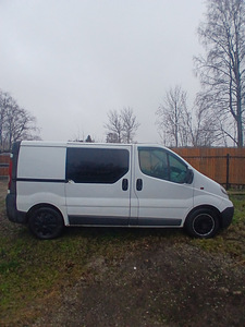 Opel Vivaro 2.5, 107kw (1 foto / 7)
