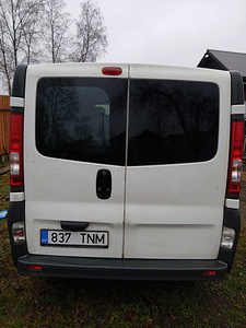 Opel Vivaro 2.5, 107kw (3 foto / 7)