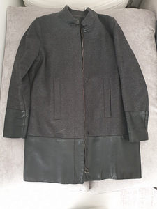 Naiste mini mantel / jope - Trussardi. Jope lühike karvkate. 46 (1 foto / 3)